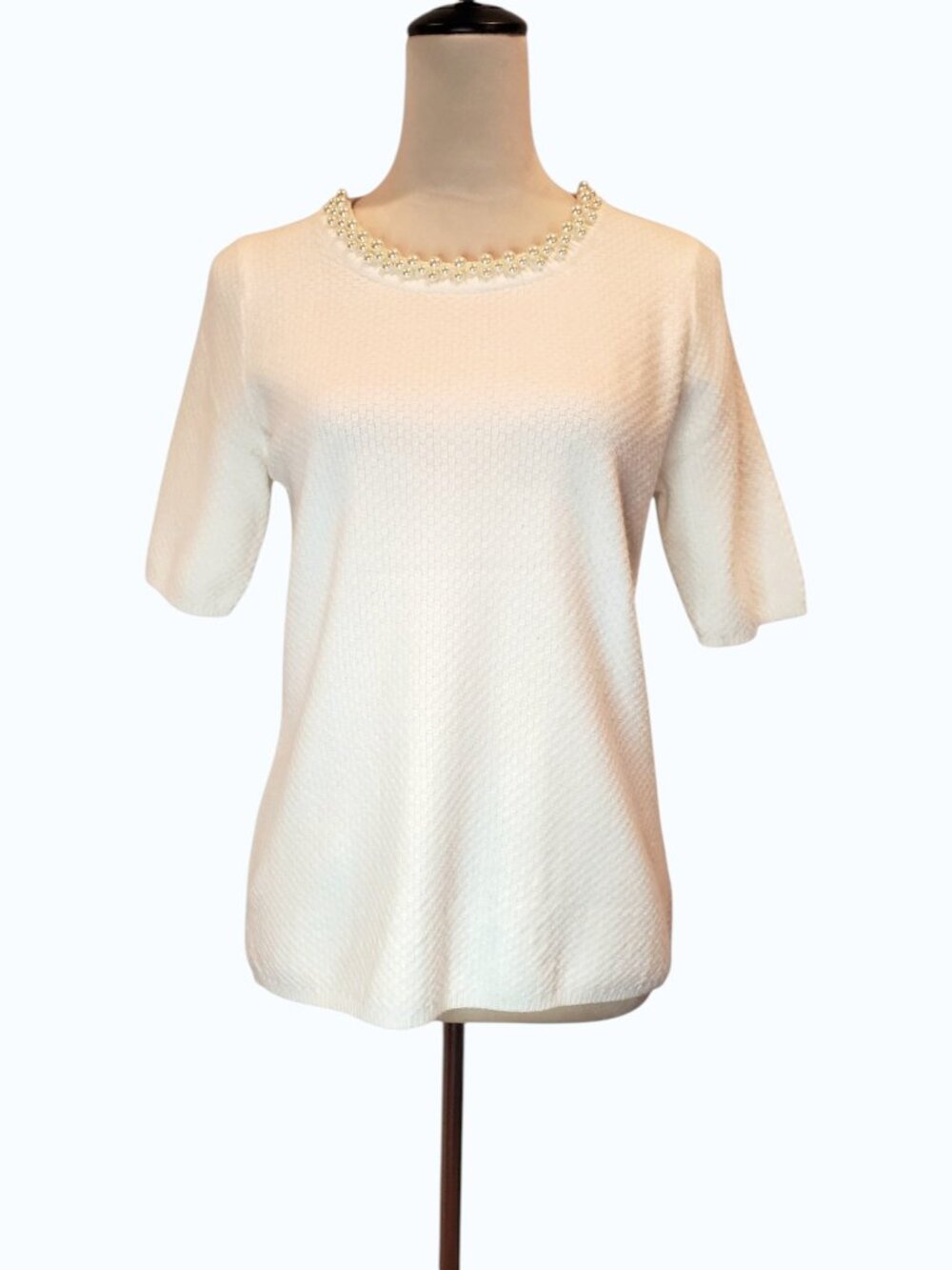 NEW CHLOE + JASMINE SZ M Pearl Embellished Short Sleeve Knit Sweater Top Ivory